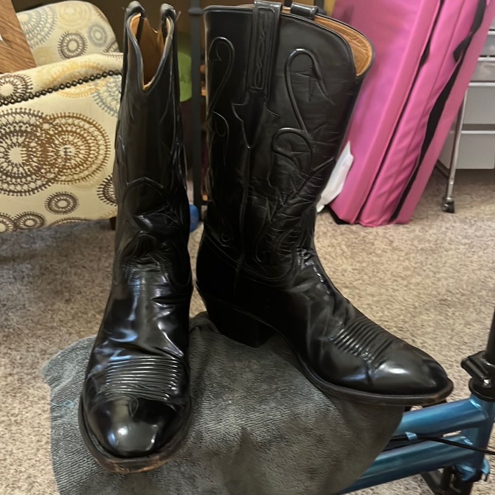 Lucchese classic L1204 Black Boots